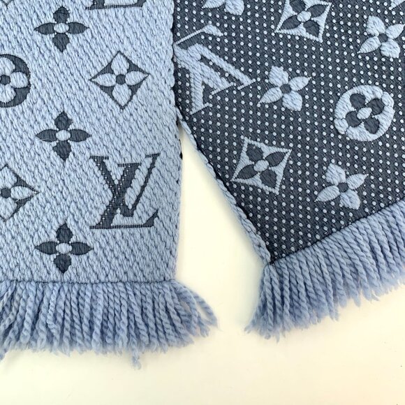 LOUIS VUITTON Monogram Wool & Silk Blend Scarf With Fringe In Light Blue & Navy - Picture 6 of 9